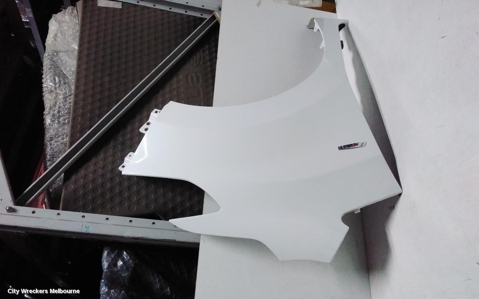LDV G10 RIGHT GUARD, SV7A/SV7C, WAGON/VAN, 04/2015 ONWARDS