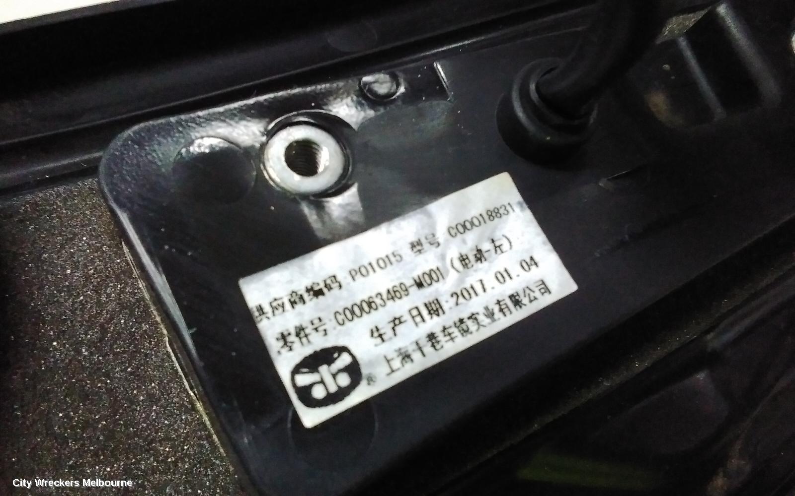 LDV G10 LEFT DOOR MIRROR, SV7A, W/ MANUAL FOLD, NON CAMERA TYPE, COLOUR CODED, WAGON, 04/2015 - 08/2022