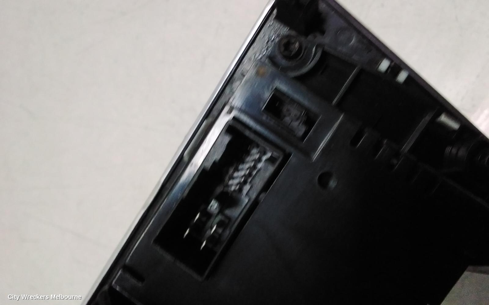 MERCEDES CLC CLASS HEATER/AC CONTROLS, CL203, NON DISPLAY SCREEN, 08/2008 - 03/2011