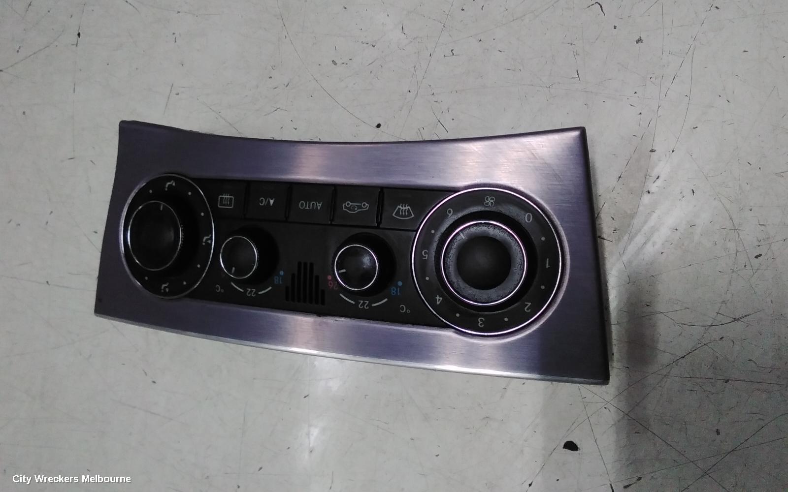 MERCEDES CLC CLASS HEATER/AC CONTROLS, CL203, NON DISPLAY SCREEN, 08/2008 - 03/2011