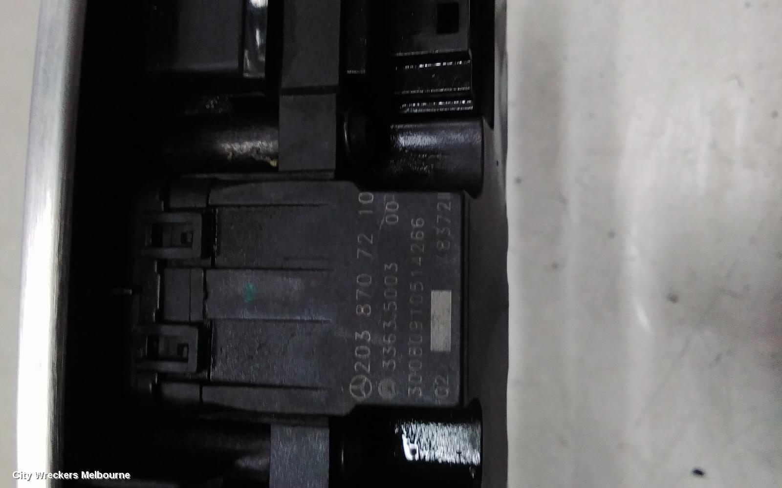 MERCEDES CLC CLASS, CL203 08/2008 - 03/2011, HAZARD SWITCH AND SURROUND: 144833