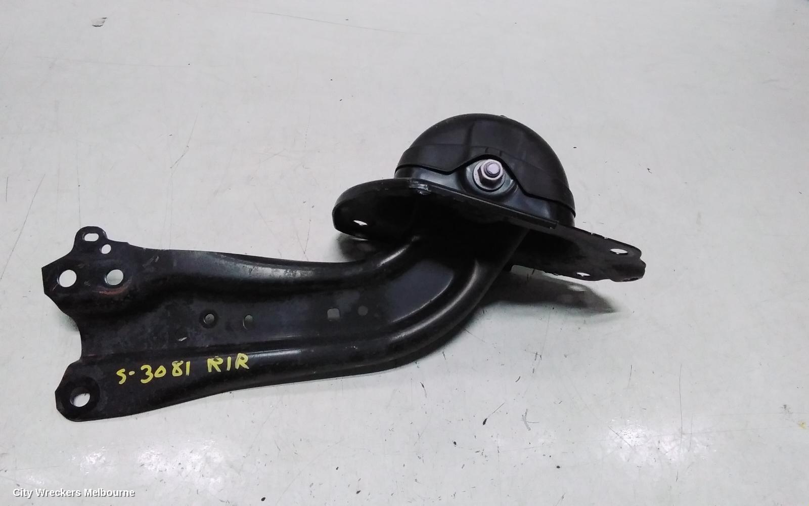 TOYOTA CAMRY RIGHT REAR TRAILING ARM, TRAILING ARM, XV70, 09/2017 - 05/2024