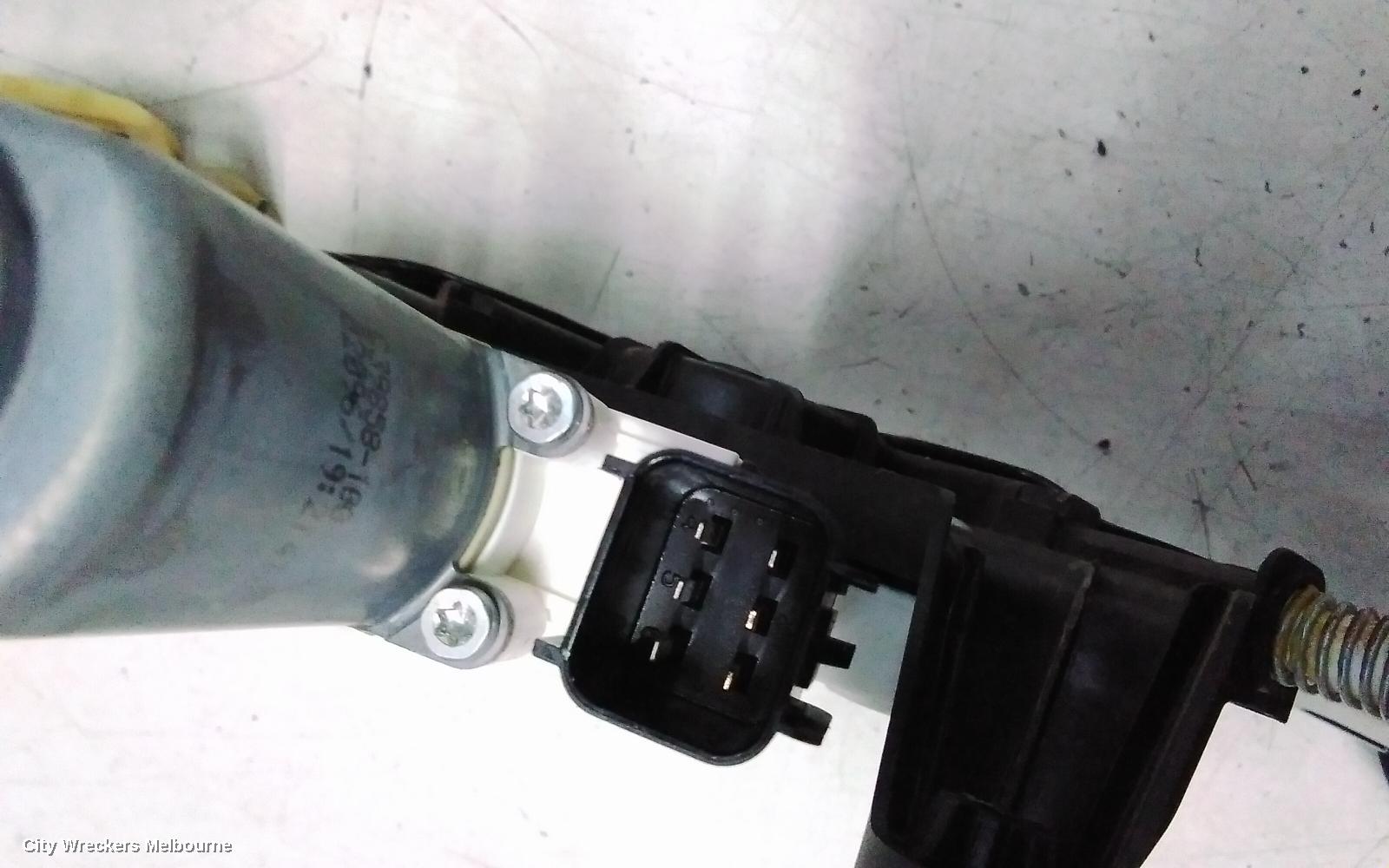 LAND ROVER DISCOVERY SPORT RIGHT FRONT WINDOW REG/MOTOR, L550, 01/2015 ONWARDS