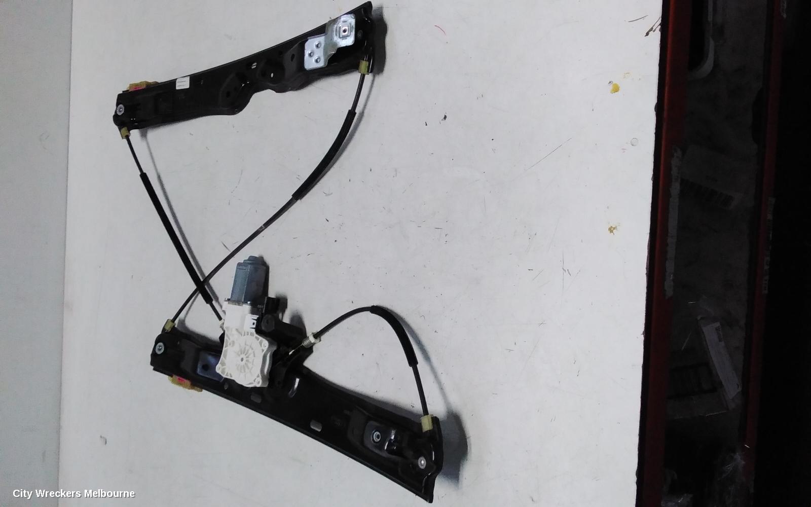 LAND ROVER DISCOVERY SPORT RIGHT FRONT WINDOW REG/MOTOR, L550, 01/2015 ONWARDS