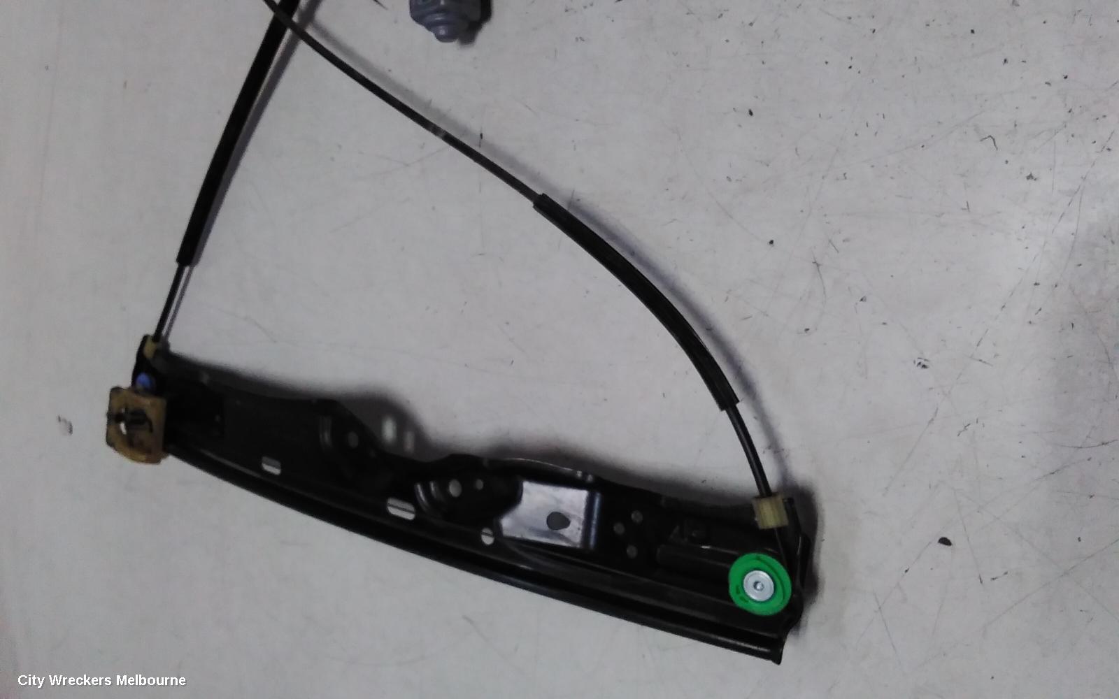 LAND ROVER DISCOVERY SPORT RIGHT FRONT WINDOW REG/MOTOR, L550, 01/2015 ONWARDS