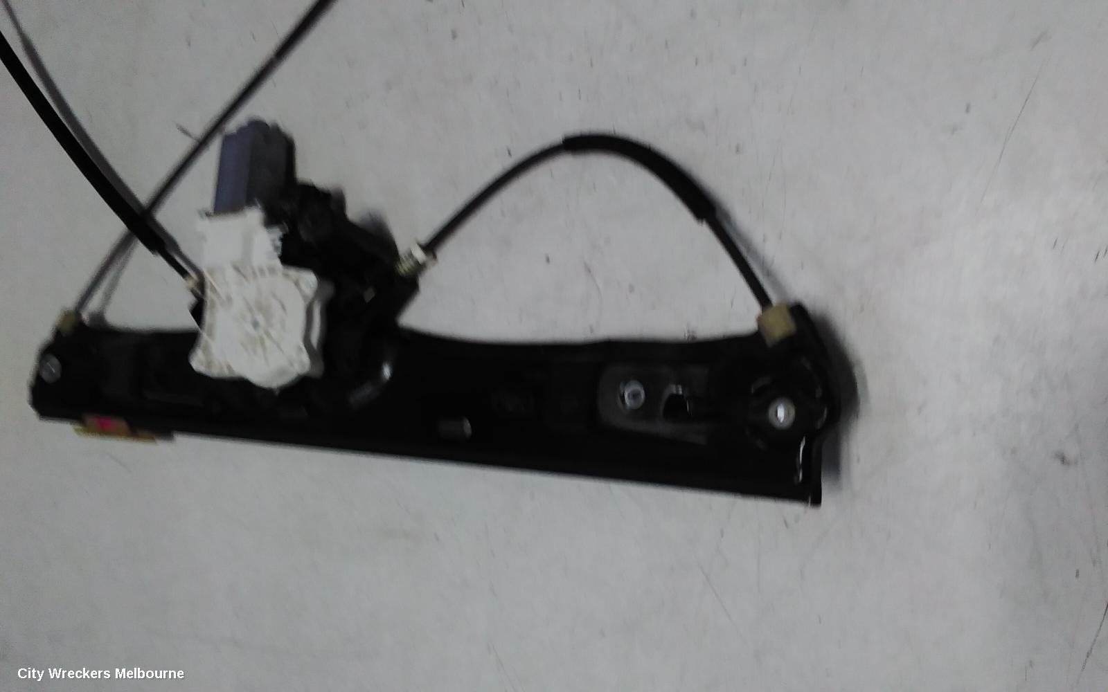 LAND ROVER DISCOVERY SPORT RIGHT FRONT WINDOW REG/MOTOR, L550, 01/2015 ONWARDS
