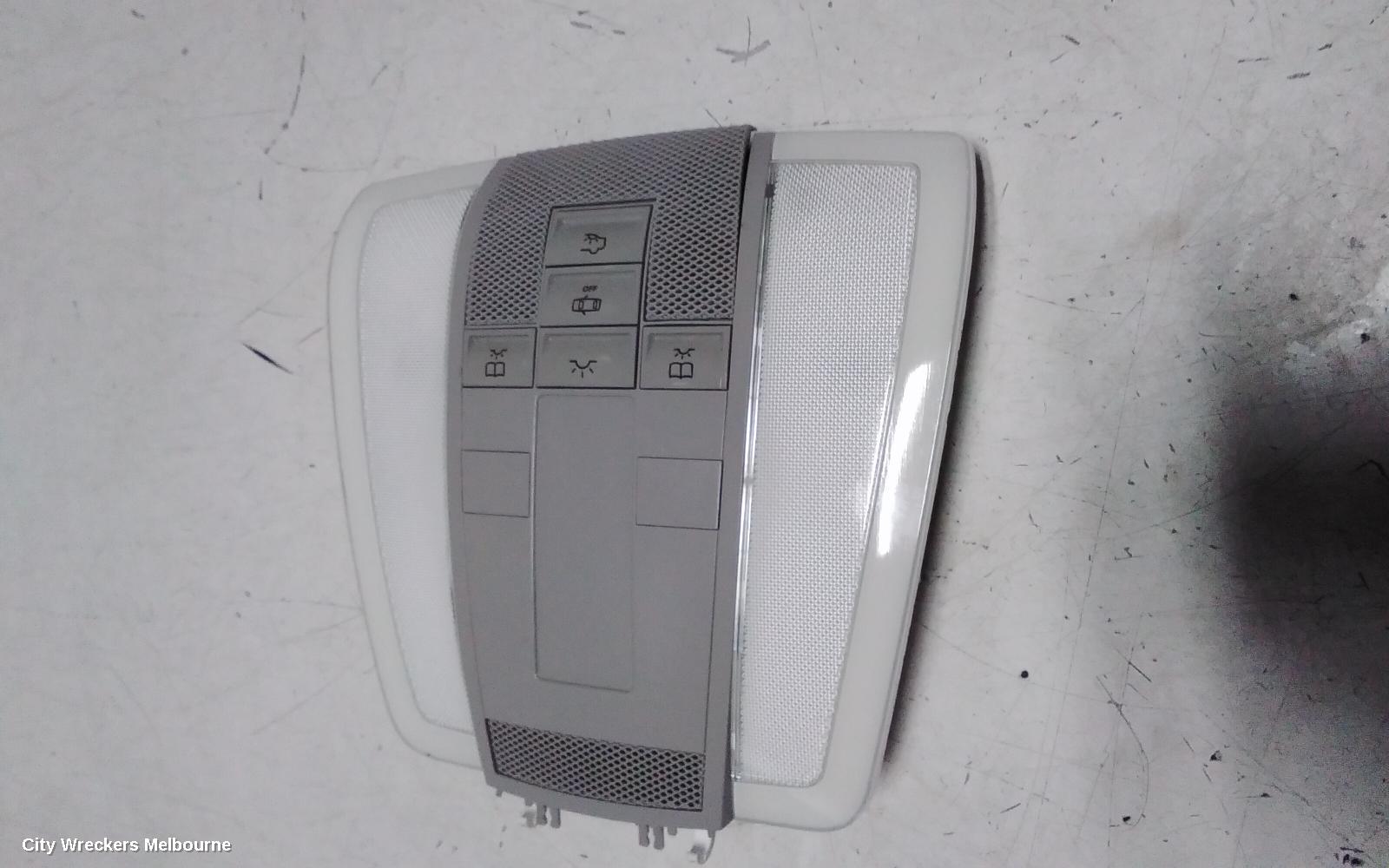 MERCEDES C CLASS COURTESY LIGHT, FRONT (CENTRE), NON SUNROOF CONTROLS TYPE, GREY, W204, 07/2007 - 01/2015