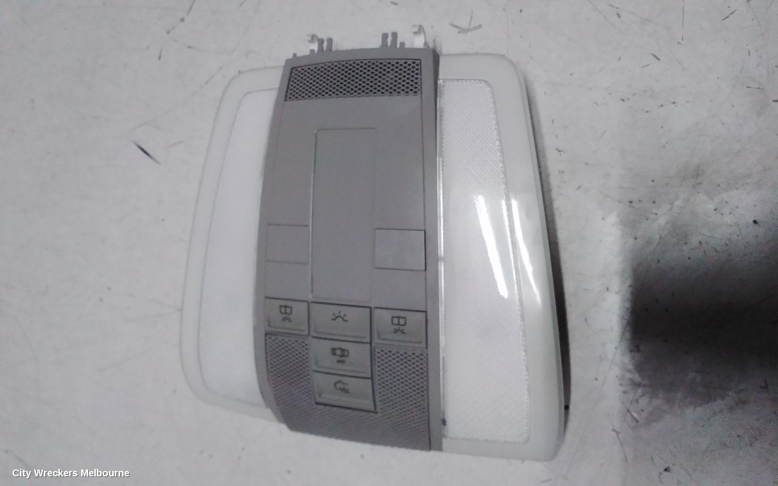 MERCEDES C CLASS COURTESY LIGHT, FRONT (CENTRE), NON SUNROOF CONTROLS TYPE, GREY, W204, 07/2007 - 01/2015