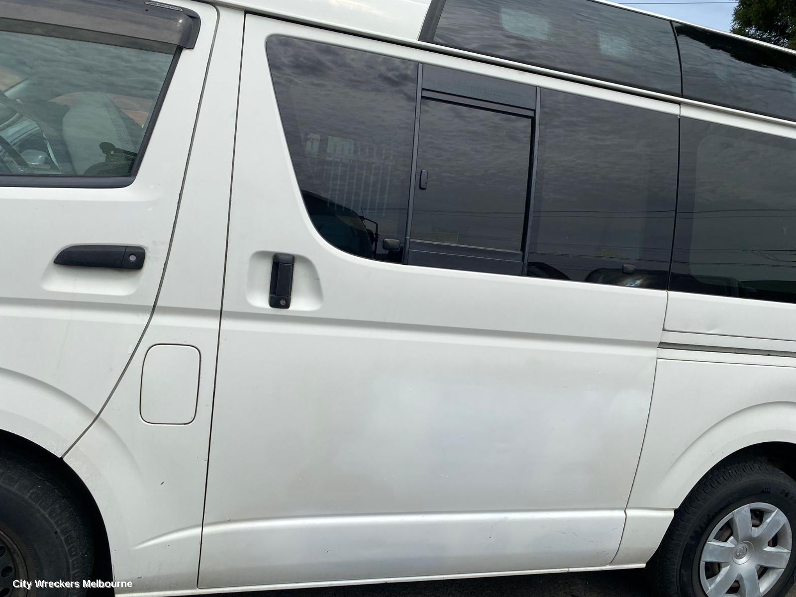 TOYOTA HIACE LEFT FRONT DOOR, TRH/KDH, W/ POWER WINDOW TYPE, 03/2005 - 04/2019