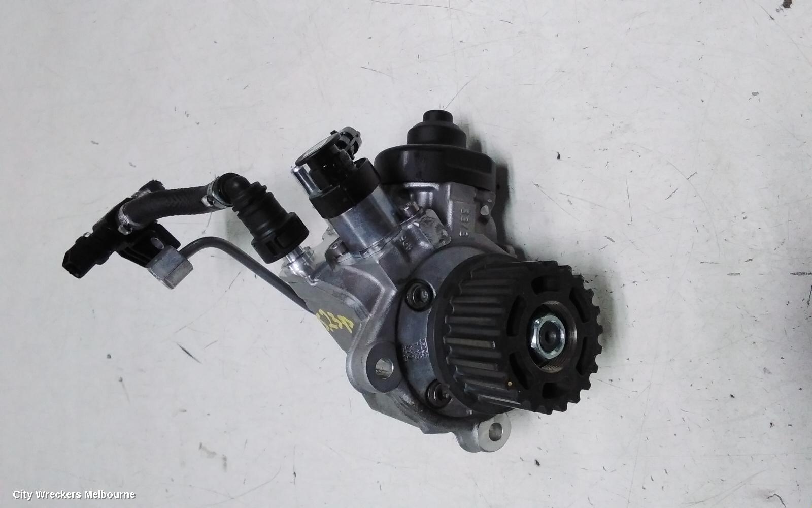 HYUNDAI TUCSON INJECTOR PUMP, DIESEL, 2.0, D4HD, HIGH PRESSURE PUMP ON CYL HEAD, NX4, 02/2021 - 01/2024