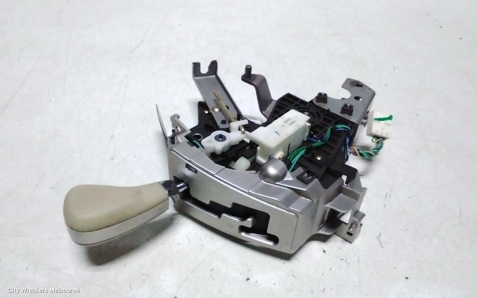 NISSAN ELGRAND GEAR STICK/SHIFTER, E51 05/2002 - 12/2010
