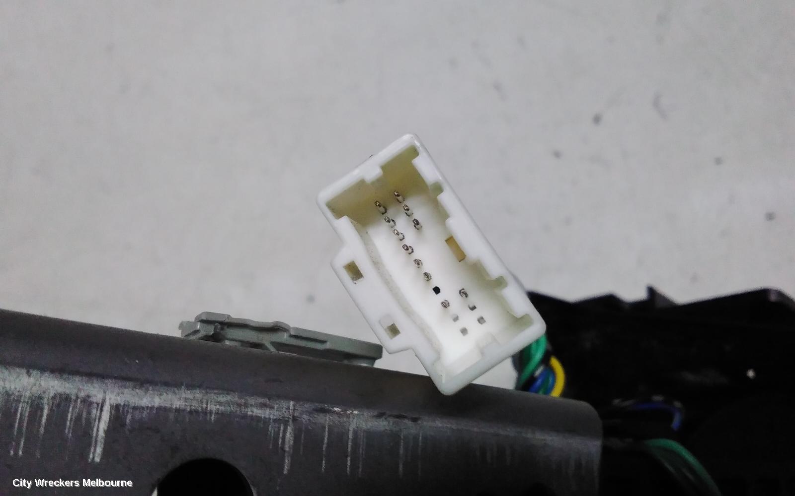 NISSAN ELGRAND GEAR STICK/SHIFTER, E51 05/2002 - 12/2010