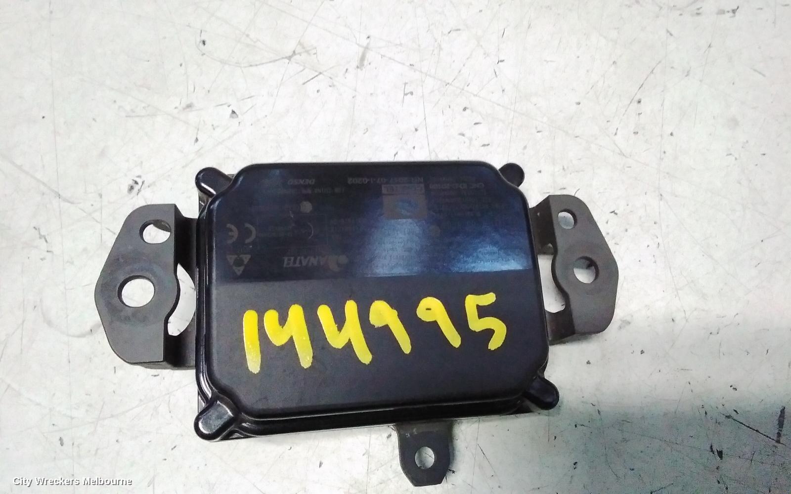 TOYOTA FORTUNER REVERSE CAMERA, GUN156R, FRONT RADAR SENSOR (GRILLE MOUNTED), 08/2015 ONWARDS