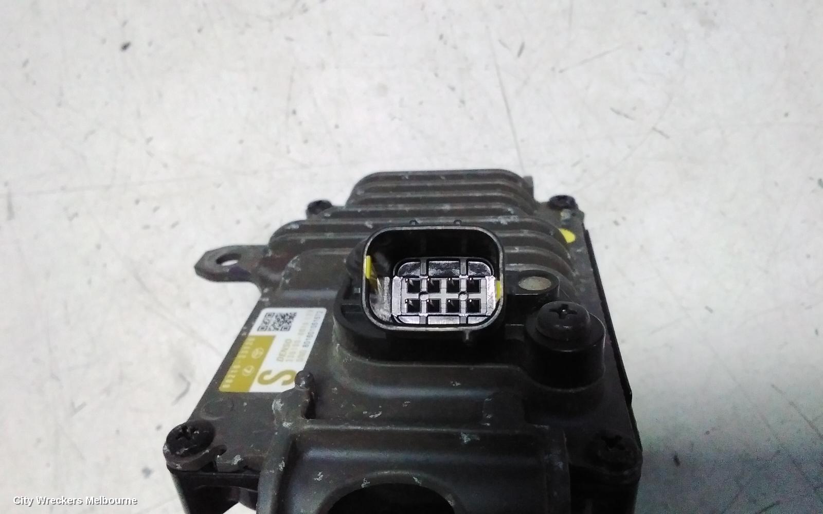 TOYOTA FORTUNER REVERSE CAMERA, GUN156R, FRONT RADAR SENSOR (GRILLE MOUNTED), 08/2015 ONWARDS