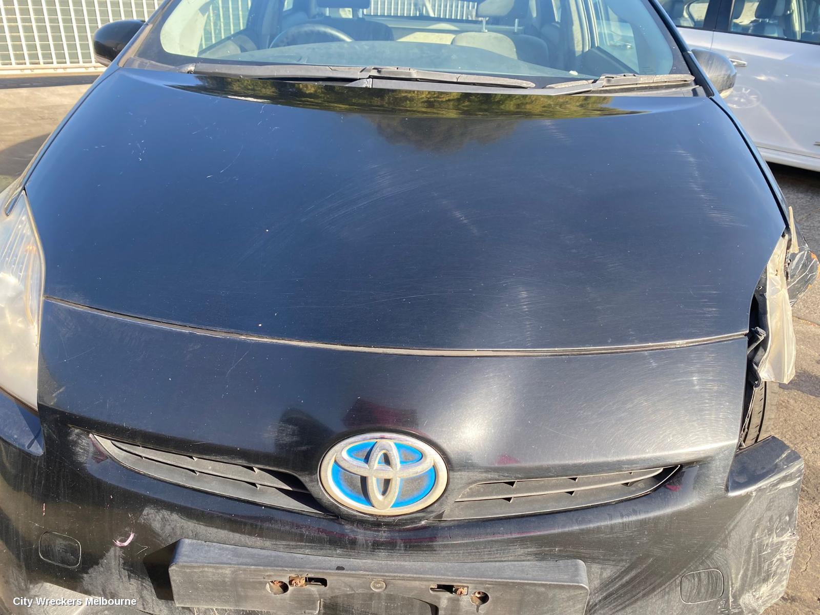 TOYOTA PRIUS LEFT FRONT LOWER CONTROL ARM, ZVW30R, 07/2009 - 12/2015