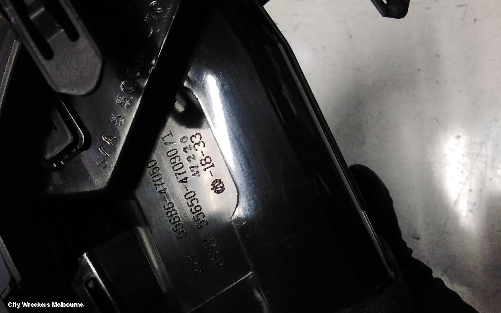 TOYOTA PRIUS, RH AIRVENT: 145009