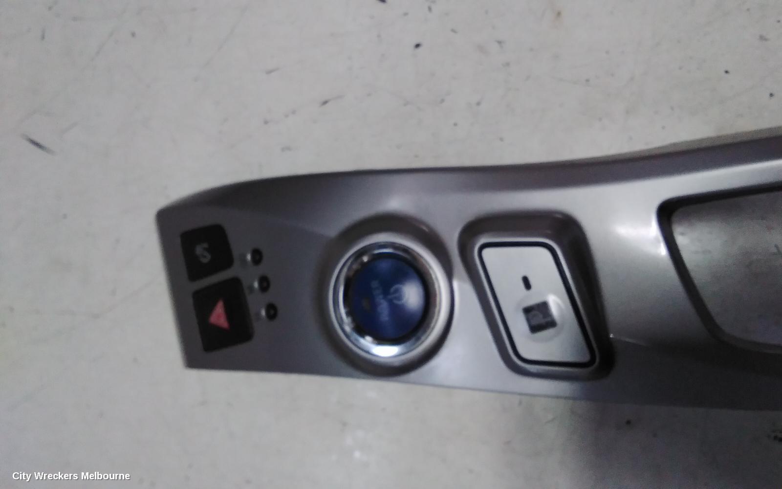 TOYOTA PRIUS GEAR STICK/SHIFTER, ZVW40R, PRIUS V, 05/2012 - 11/2022