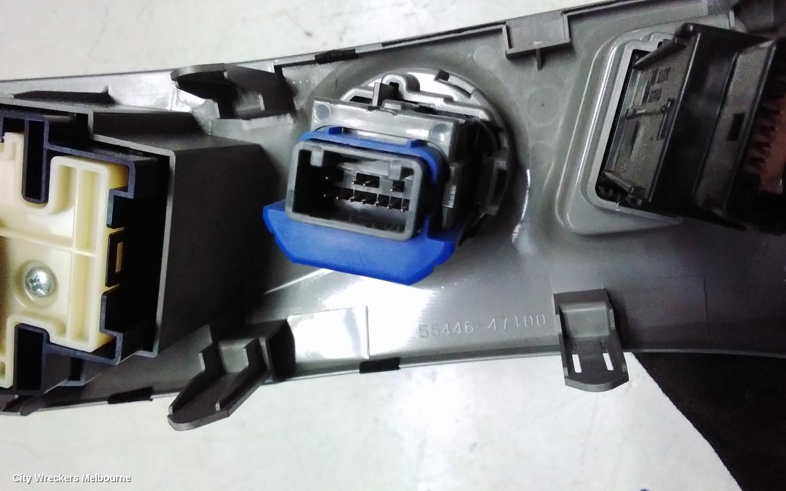 TOYOTA PRIUS GEAR STICK/SHIFTER, ZVW40R, PRIUS V, 05/2012 - 11/2022