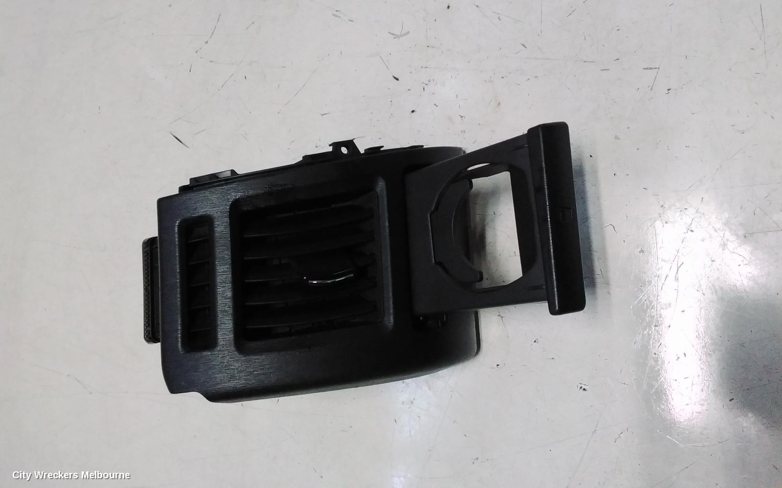 TOYOTA PRIUS, ZVW40R, PRIUS V, 05/2012 - 11/2022, LHS VENT: 145012