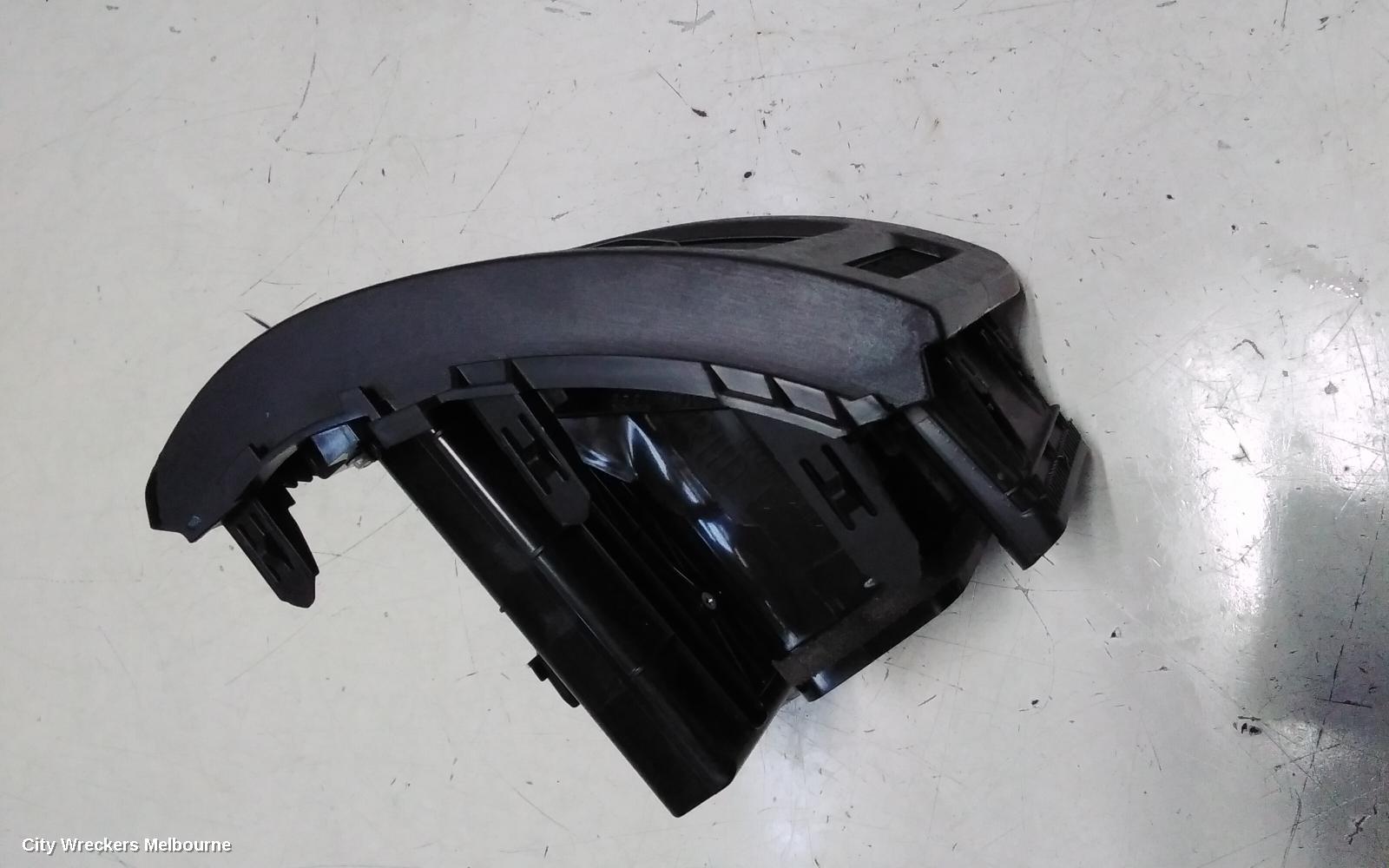 TOYOTA PRIUS, ZVW40R, PRIUS V, 05/2012 - 11/2022, LHS VENT: 145012