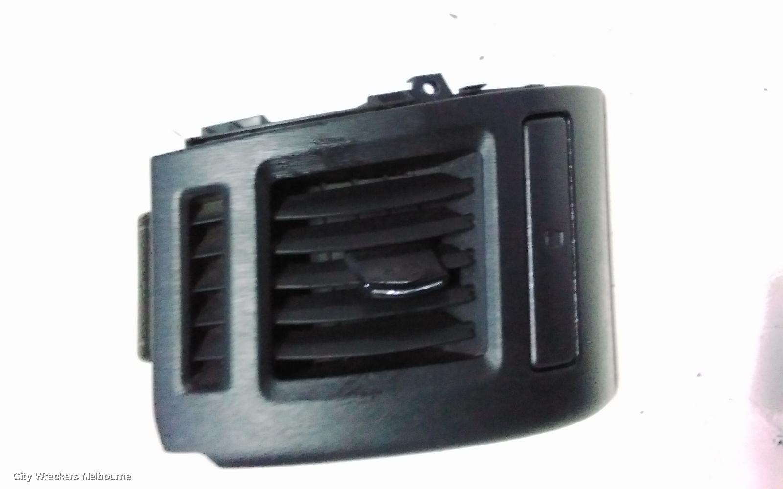 TOYOTA PRIUS, ZVW40R, PRIUS V, 05/2012 - 11/2022, LHS VENT: 145012