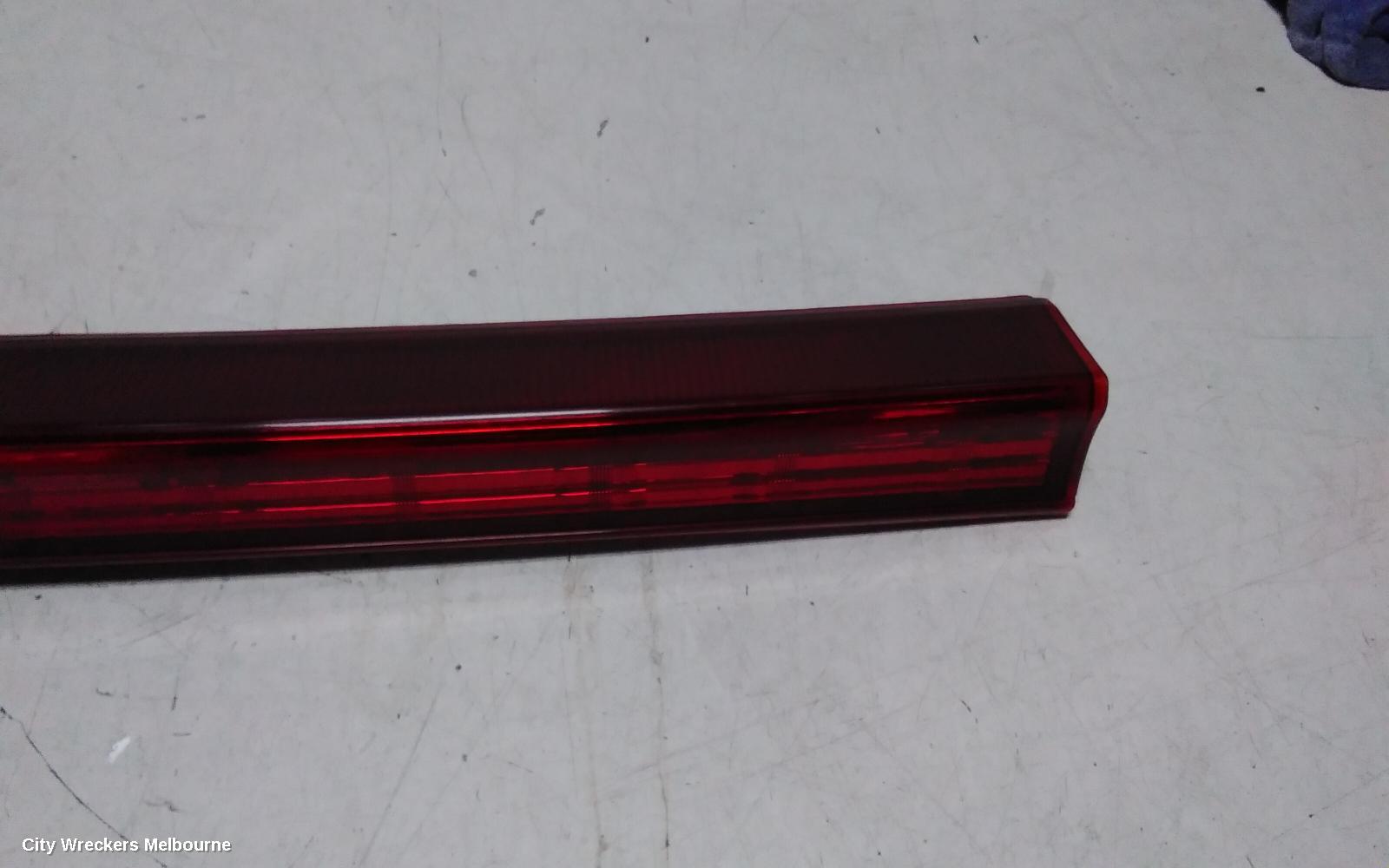 TOYOTA ESTIMA REAR GARNISH, TAILGATE LAMP (CENTRE), LENS# 28-194, RED, XR50, 05-19 (IMPORT)