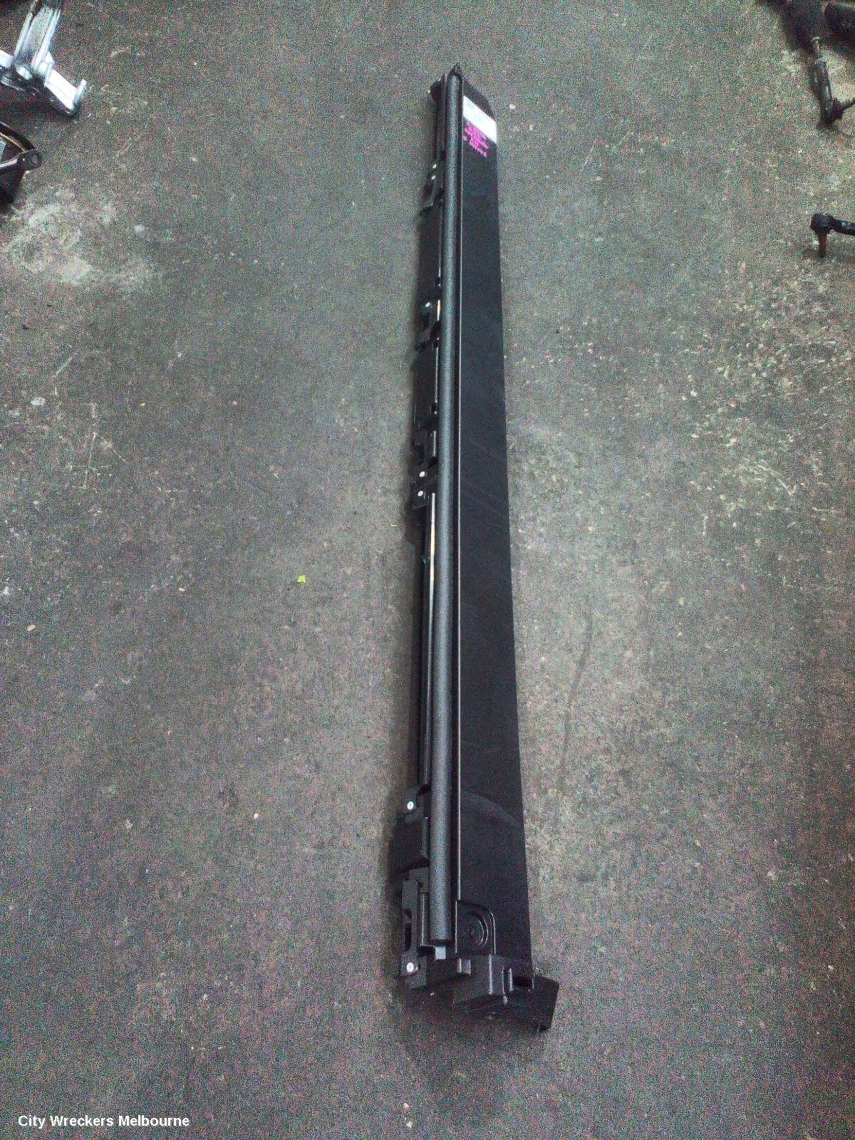 MITSUBISHI OUTLANDER SIDE STEP/SKIRT, ZM, 08/2021 ONWARDS