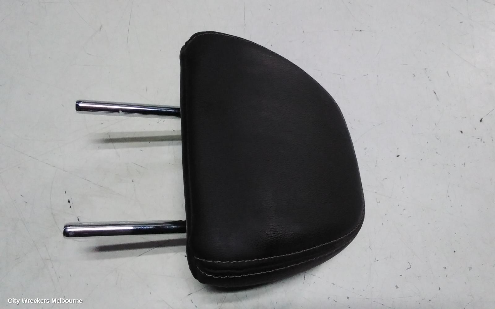 MITSUBISHI OUTLANDER HEADREST, LH REAR 2ND ROW, LEATHER, BLACK, ZM, 08/2021 ONWARDS