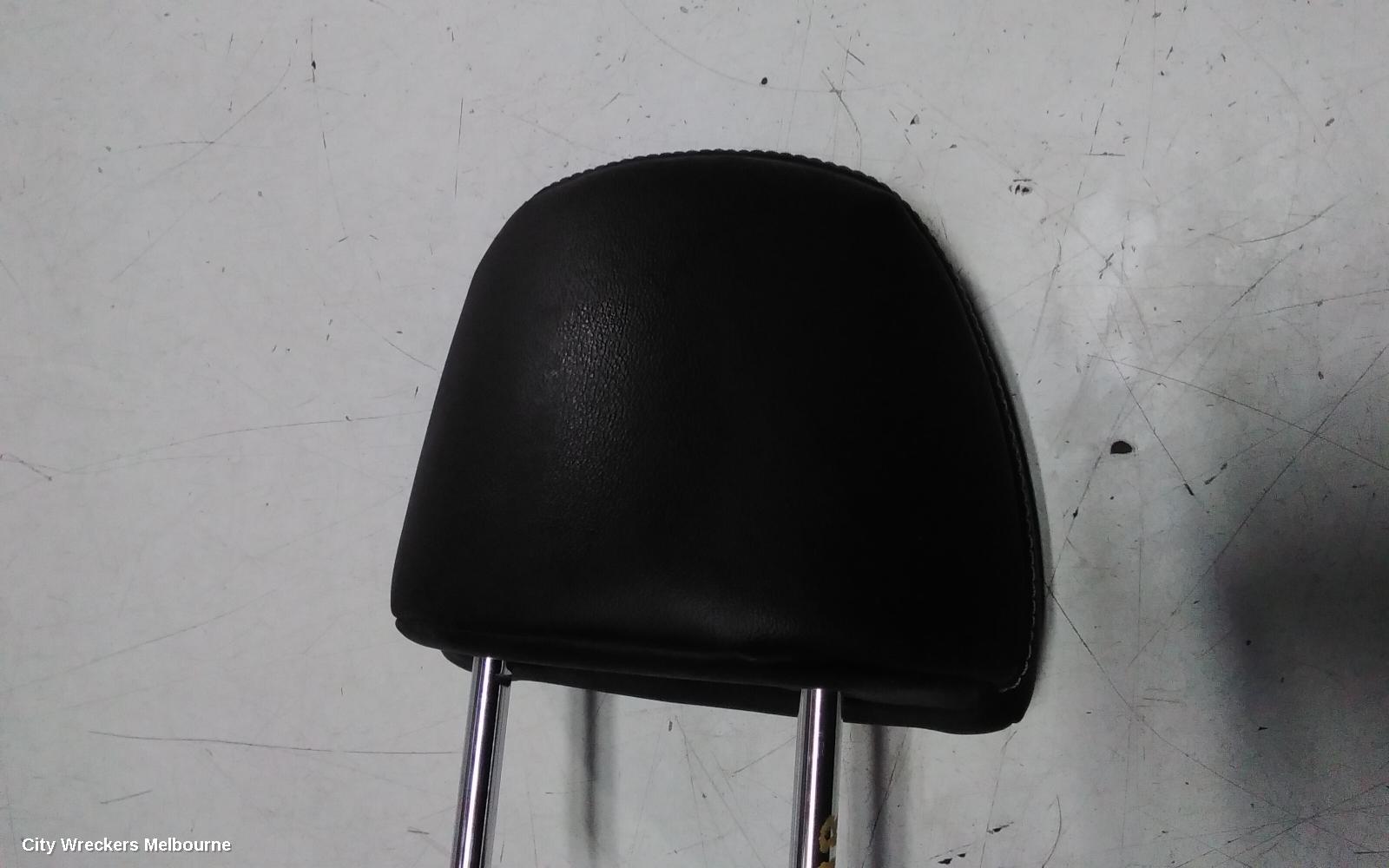 MITSUBISHI OUTLANDER HEADREST, LH REAR 2ND ROW, LEATHER, BLACK, ZM, 08/2021 ONWARDS