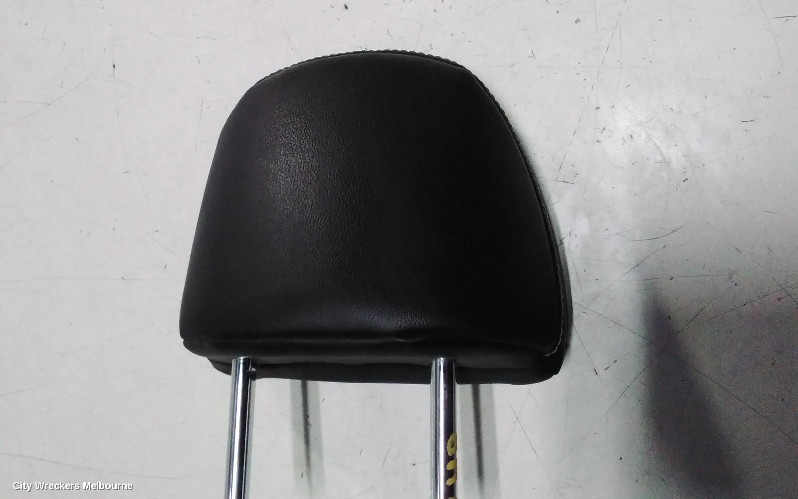 MITSUBISHI OUTLANDER HEADREST, LH REAR 2ND ROW, LEATHER, BLACK, ZM, 08/2021 ONWARDS