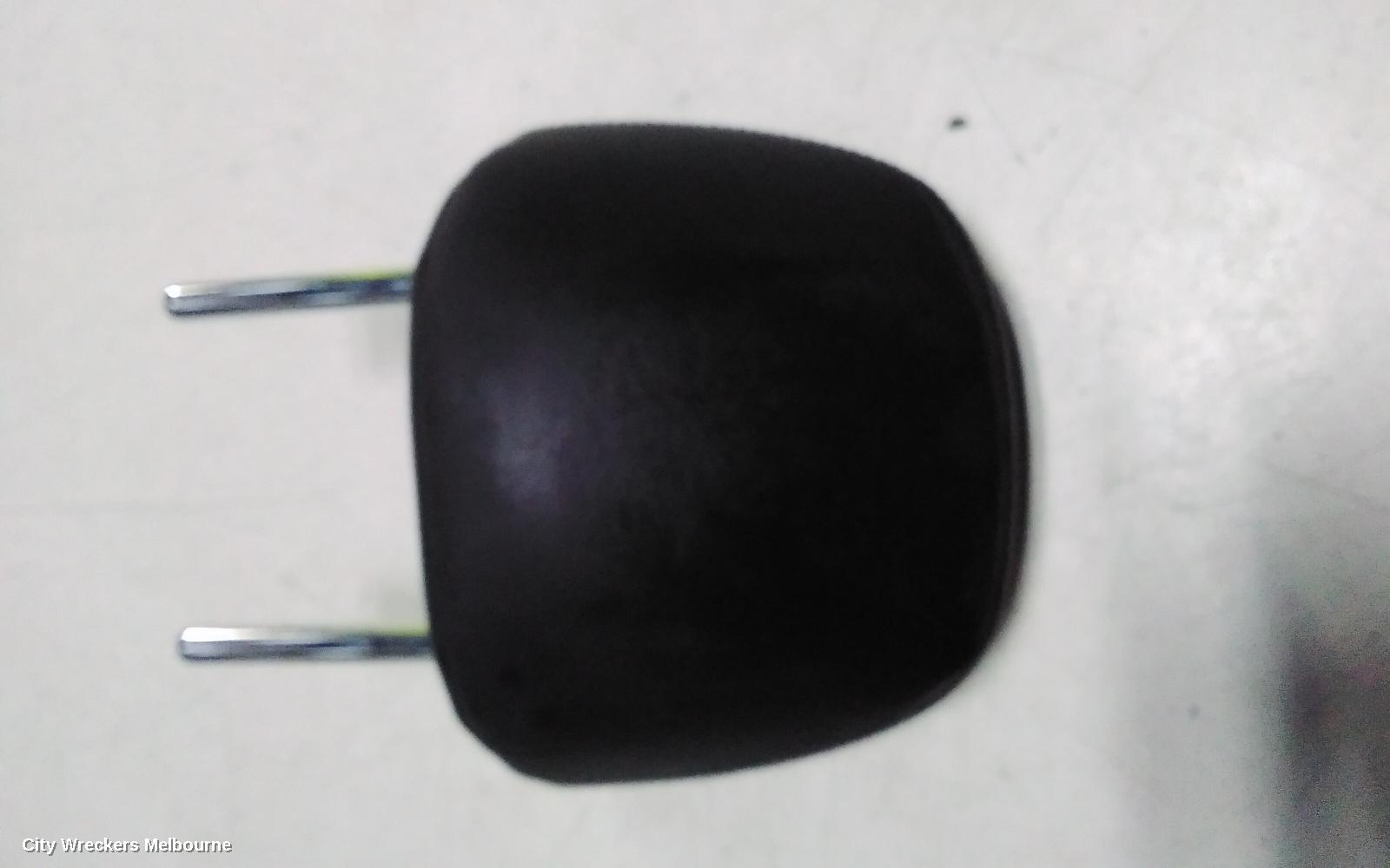 MITSUBISHI OUTLANDER HEADREST, RH REAR 2ND ROW, LEATHER, BLACK, ZM, 08/2021 ONWARDS