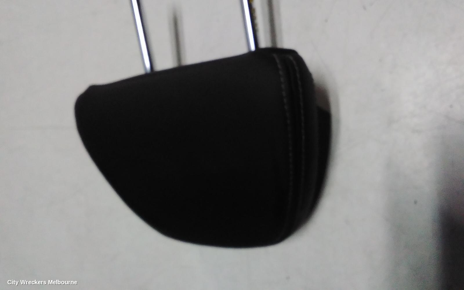 MITSUBISHI OUTLANDER HEADREST, RH REAR 2ND ROW, LEATHER, BLACK, ZM, 08/2021 ONWARDS