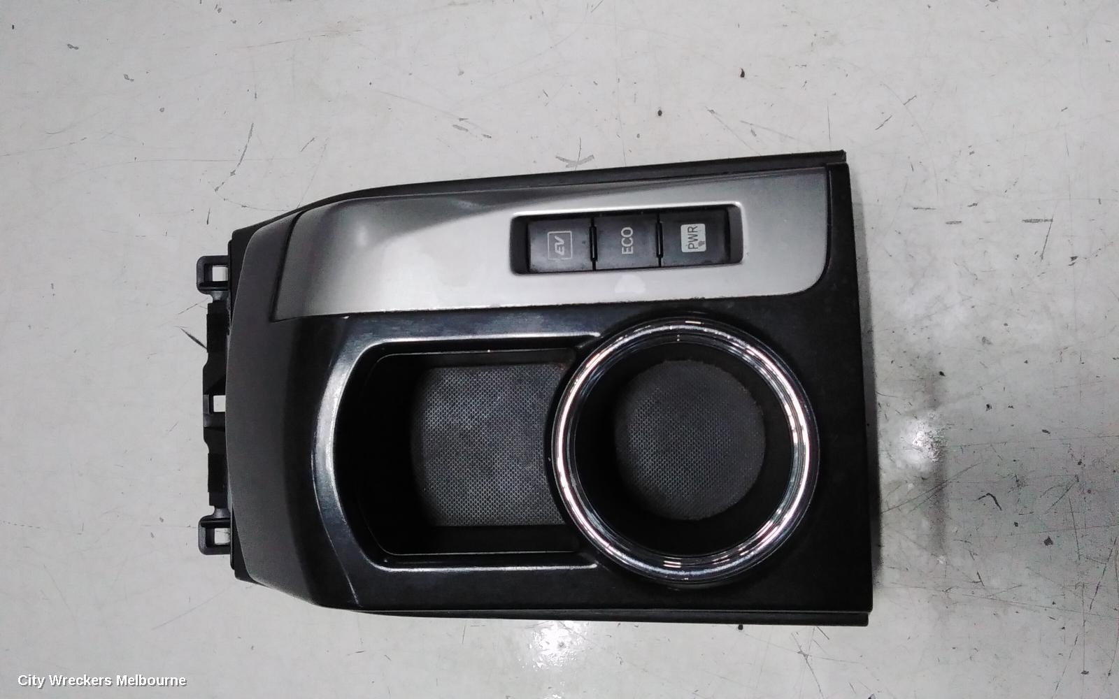 TOYOTA PRIUS CONSOLE, ZVW40R, PRIUS V, 05/2012 - 11/2022