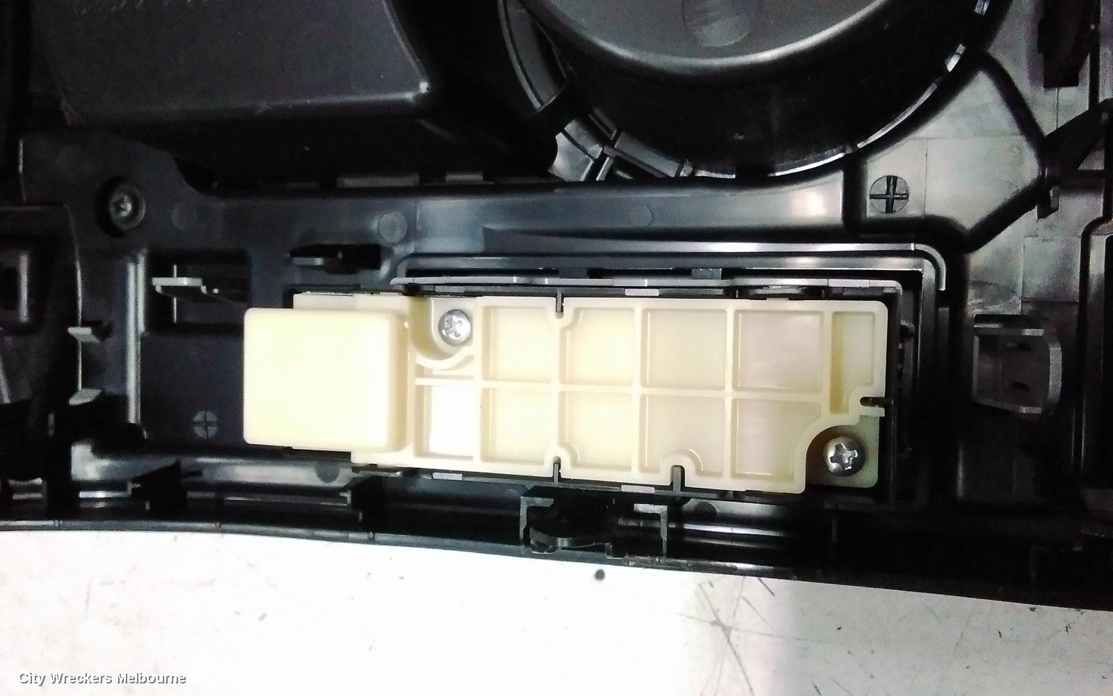 TOYOTA PRIUS CONSOLE, ZVW40R, PRIUS V, 05/2012 - 11/2022