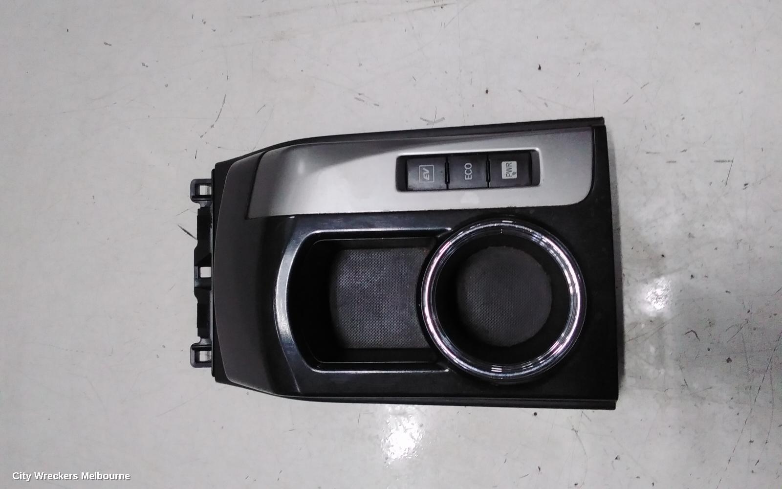 TOYOTA PRIUS CONSOLE, ZVW40R, PRIUS V, 05/2012 - 11/2022