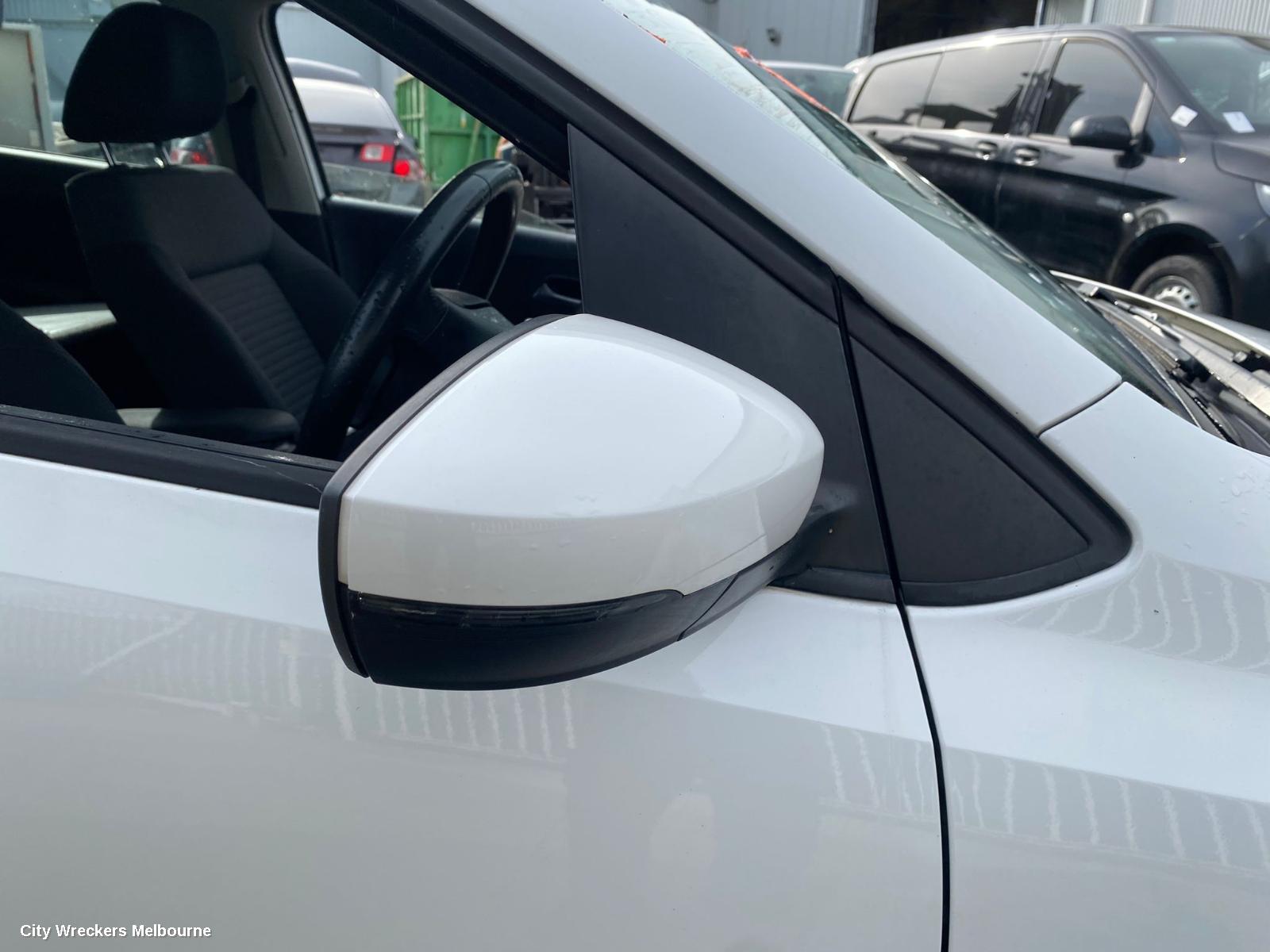 VOLKSWAGEN POLO DOOR HANDLE, RH FRONT, OUTER, 6R, 05/2010 - 09/2017