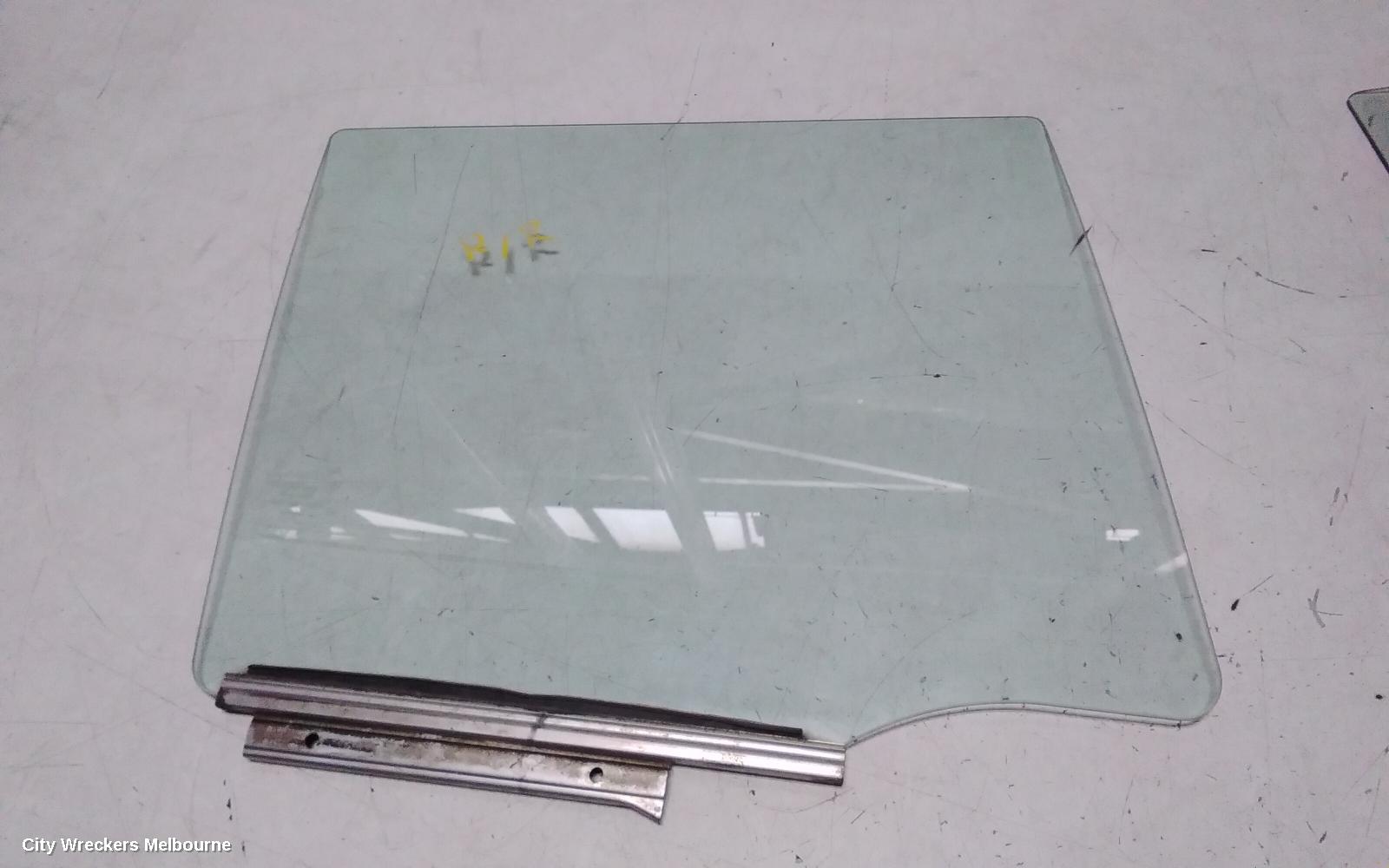 SUZUKI SWIFT RIGHT REAR DOOR WINDOW, FZ, 08/2010 - 03/2017