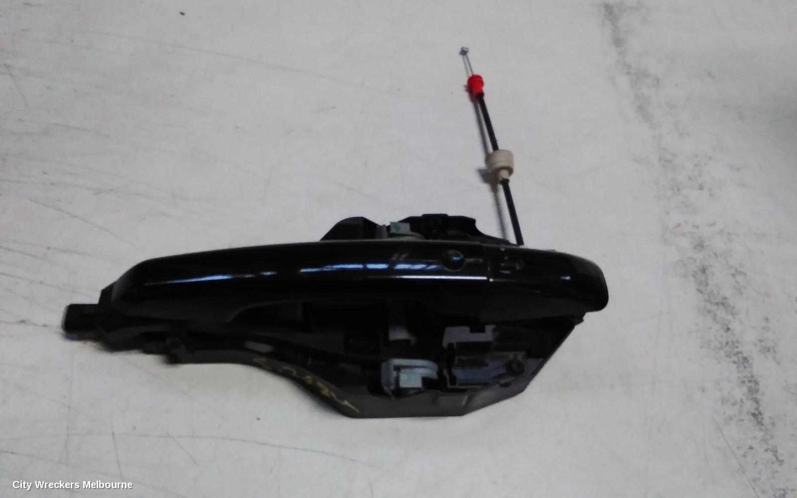 LAND ROVER DISCOVERY SPORT DOOR HANDLE, RH FRONT, OUTER, COLOUR CODED, NON CHROME INSERT TYPE, L550, 01/2015 - 06/2019