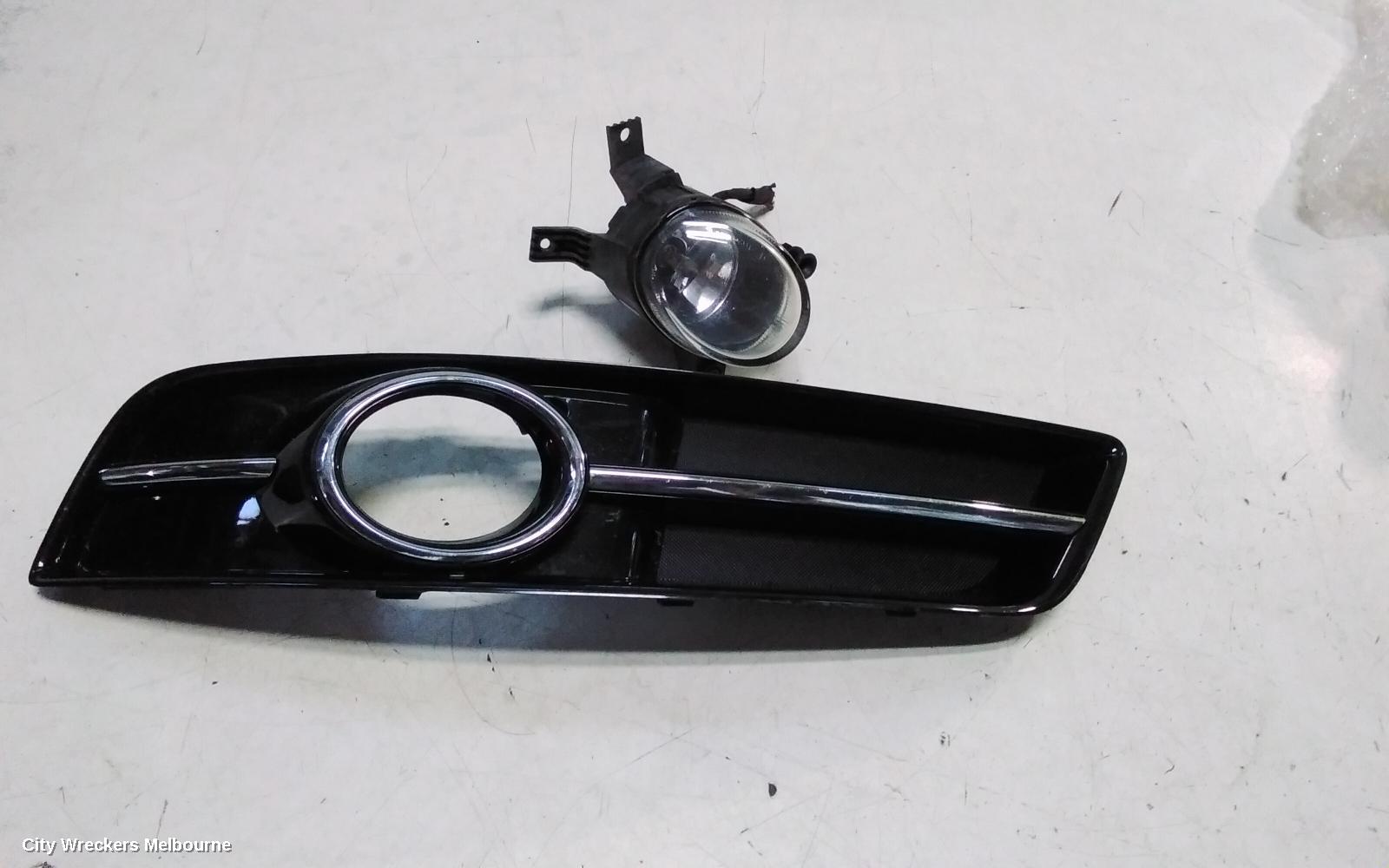 AUDI A3 LEFT INDICATOR/FOG/SIDE, A3/S3, BUMPER FOGLAMP, 8P, ROUND TYPE, 06/2004 - 04/2013