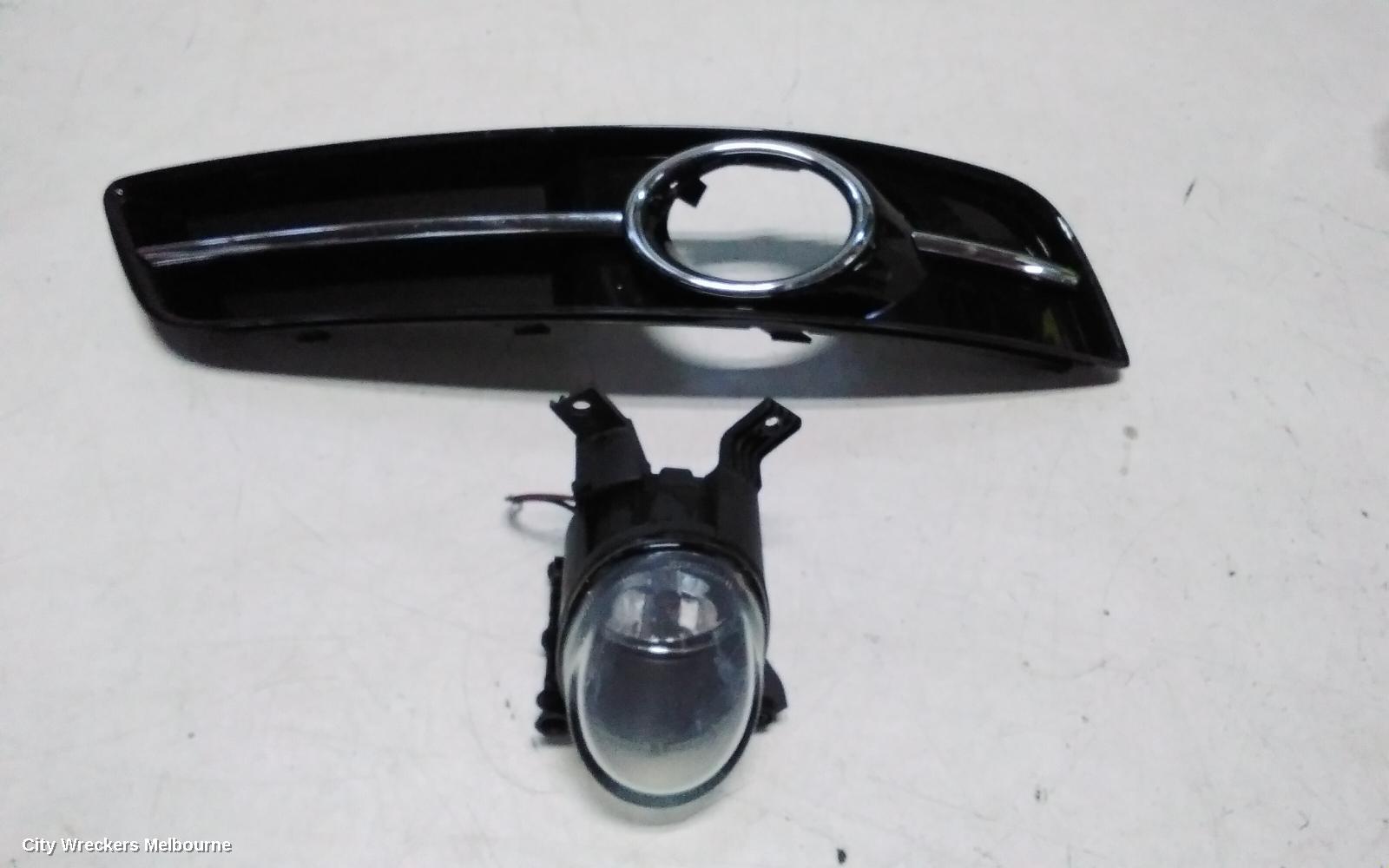 AUDI A3 RIGHT INDICATOR/FOG/SIDE, A3/S3, BUMPER FOGLAMP, 8P, ROUND TYPE, 06/2004 - 04/2013