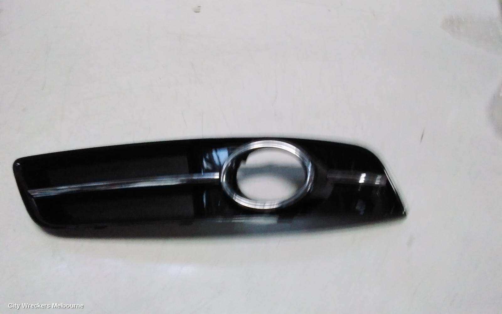 AUDI A3 RIGHT INDICATOR/FOG/SIDE, A3/S3, BUMPER FOGLAMP, 8P, ROUND TYPE, 06/2004 - 04/2013