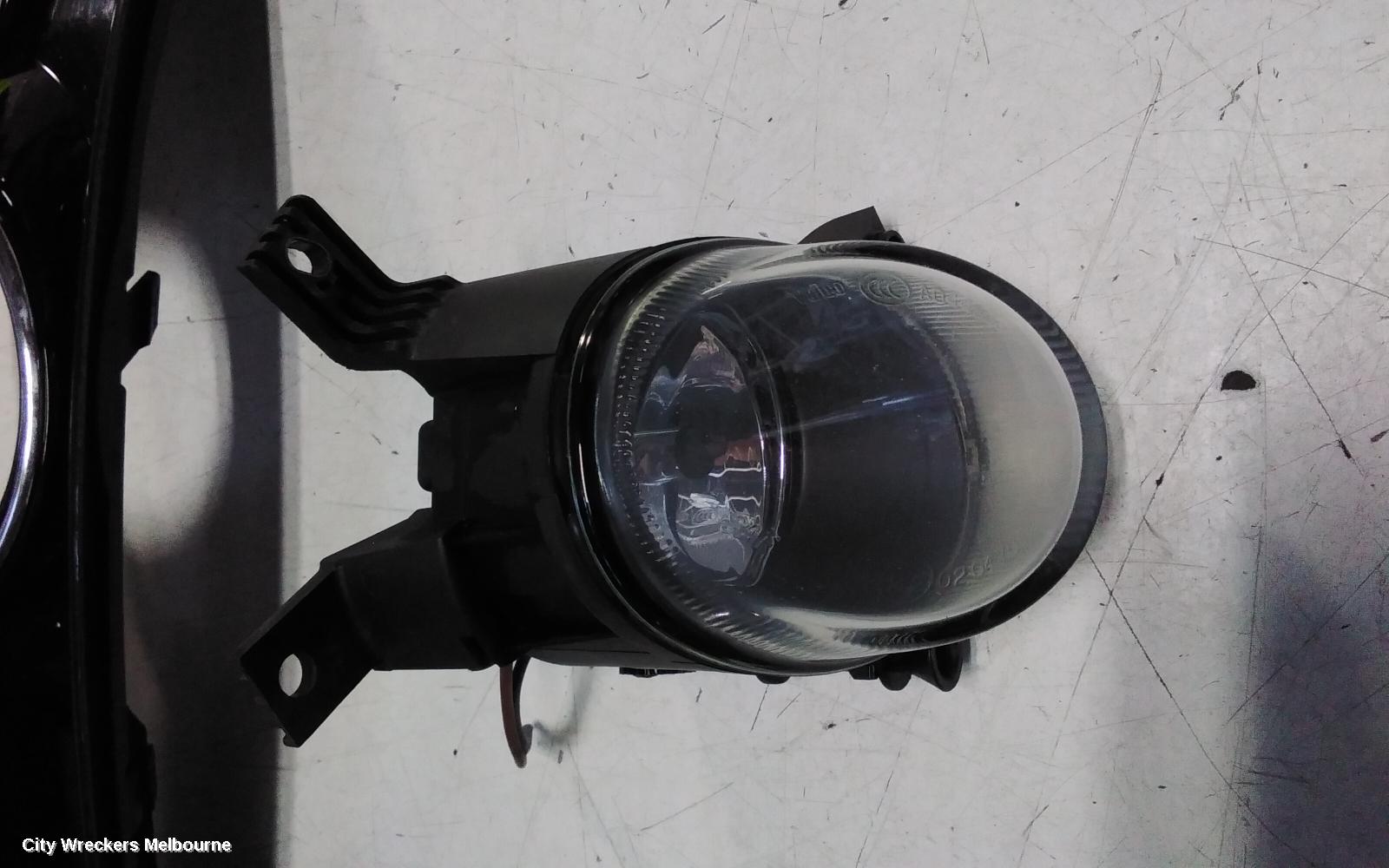 AUDI A3 RIGHT INDICATOR/FOG/SIDE, A3/S3, BUMPER FOGLAMP, 8P, ROUND TYPE, 06/2004 - 04/2013