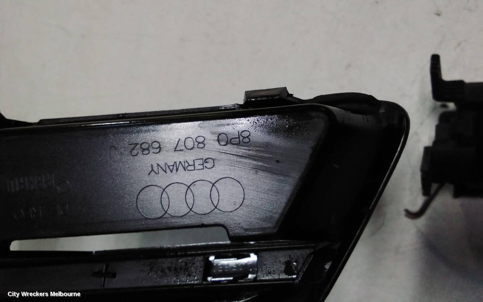 AUDI A3 RIGHT INDICATOR/FOG/SIDE, A3/S3, BUMPER FOGLAMP, 8P, ROUND TYPE, 06/2004 - 04/2013