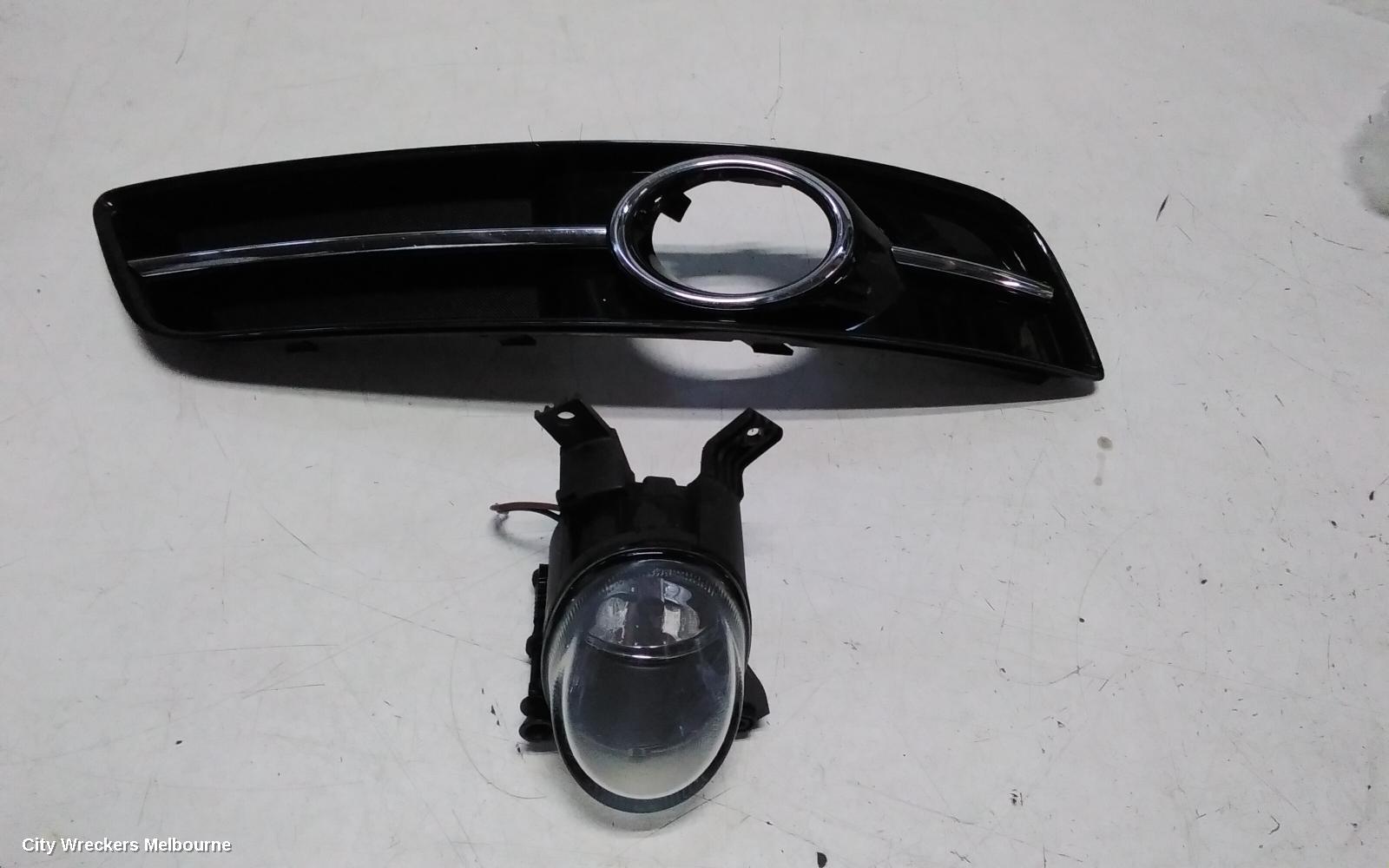 AUDI A3 RIGHT INDICATOR/FOG/SIDE, A3/S3, BUMPER FOGLAMP, 8P, ROUND TYPE, 06/2004 - 04/2013