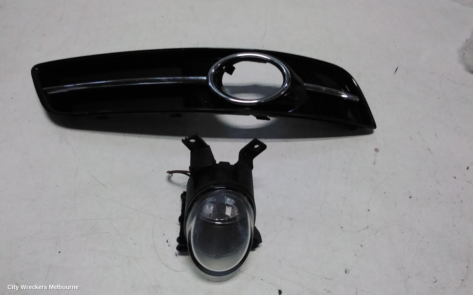 AUDI A3 RIGHT INDICATOR/FOG/SIDE, A3/S3, BUMPER FOGLAMP, 8P, ROUND TYPE, 06/2004 - 04/2013