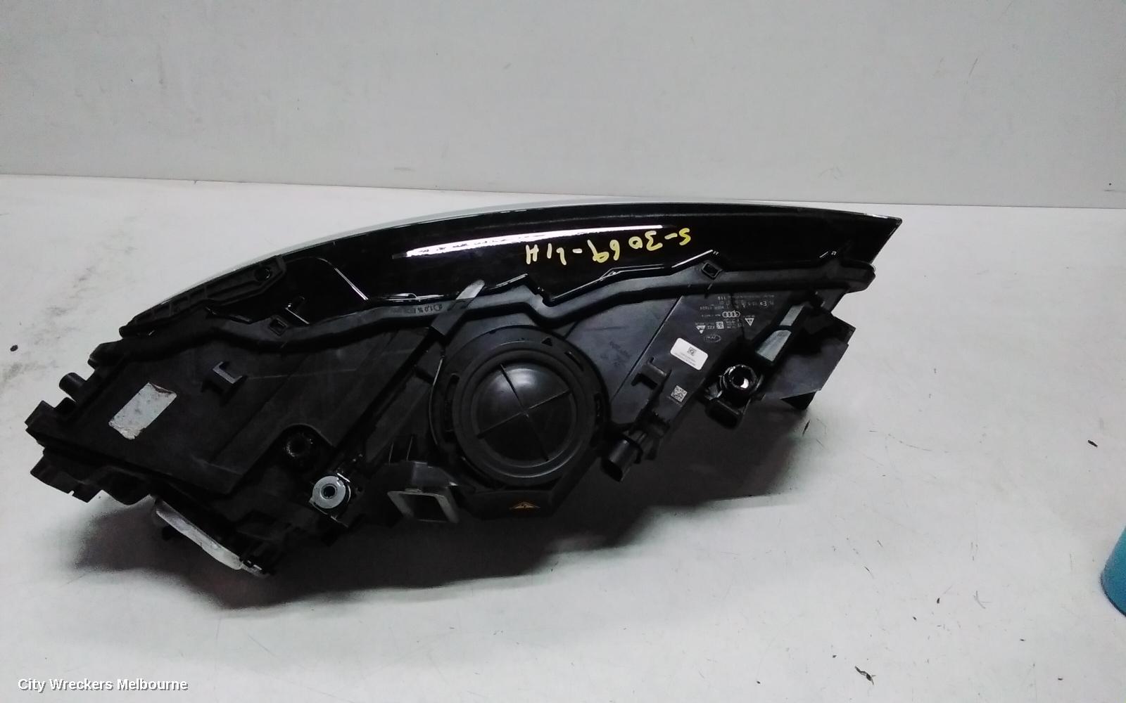 AUDI Q7 LEFT HEADLAMP, 4M, XENON TYPE, 07/2015 - 03/2020