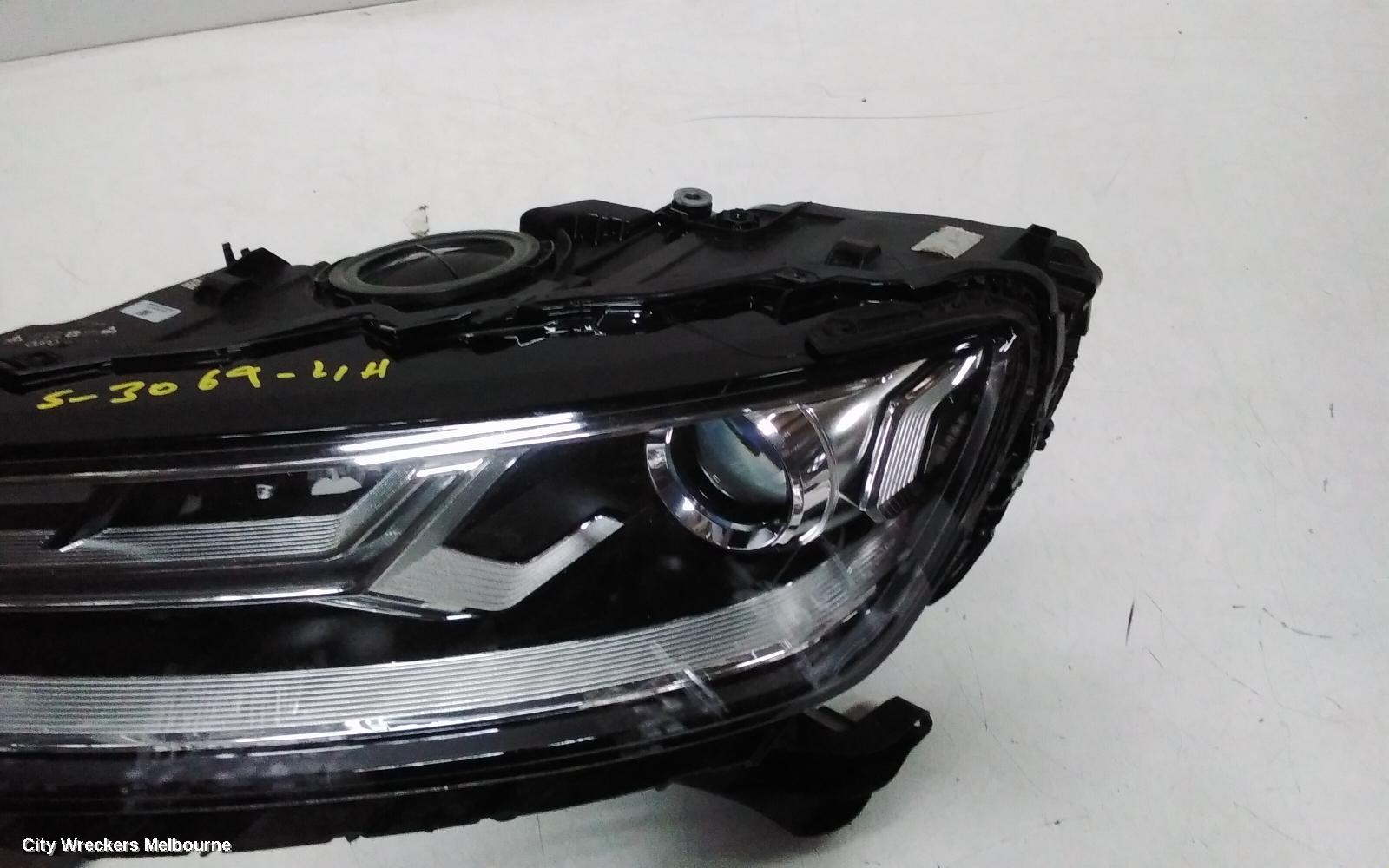 AUDI Q7 LEFT HEADLAMP, 4M, XENON TYPE, 07/2015 - 03/2020
