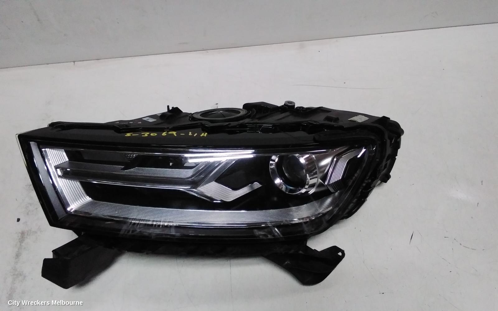 AUDI Q7 LEFT HEADLAMP, 4M, XENON TYPE, 07/2015 - 03/2020