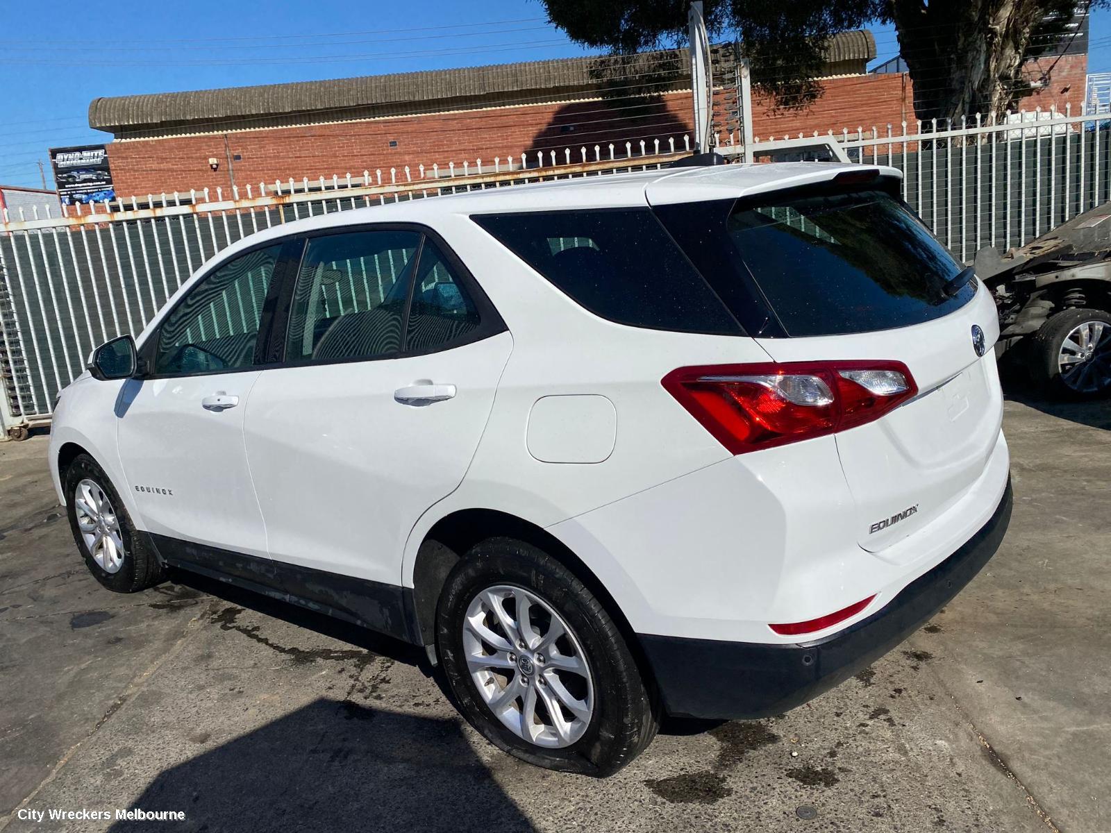 HOLDEN EQUINOX RIGHT FRONT WINDOW REG/MOTOR, EQ, 09/2017 - 12/2020