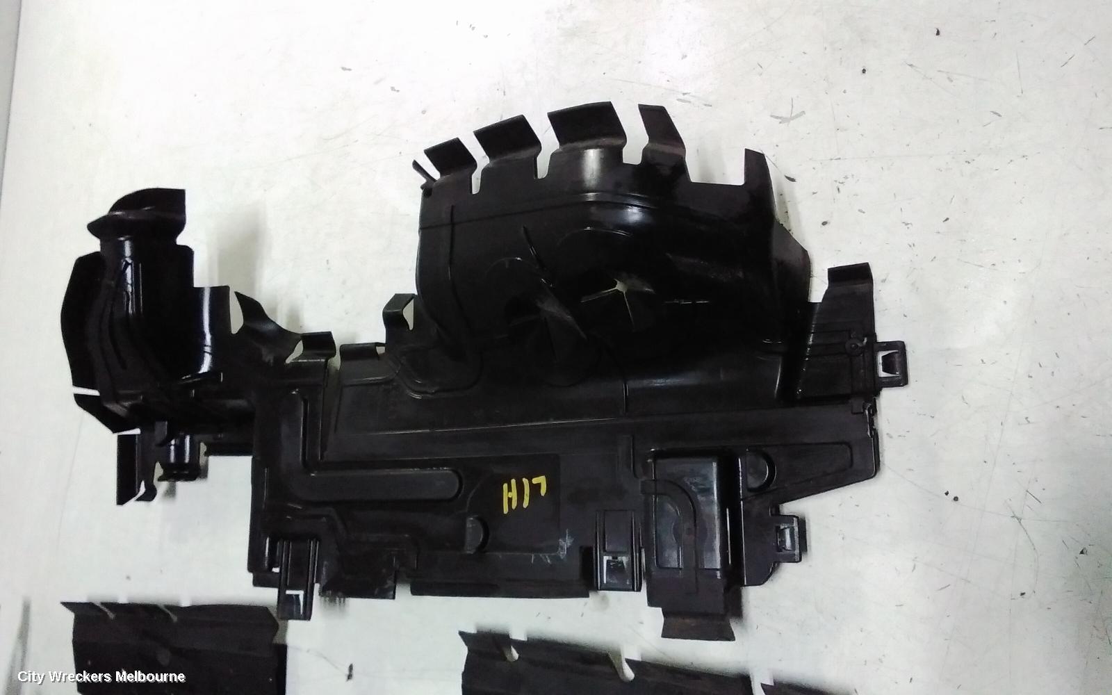 AUDI Q7, 4M, 07/2015 ONWARDS, AIR GUIDE FRONT: 145127
